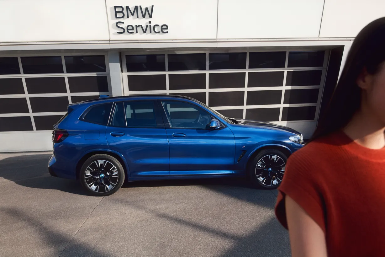 BMW & MINI Service Workshop